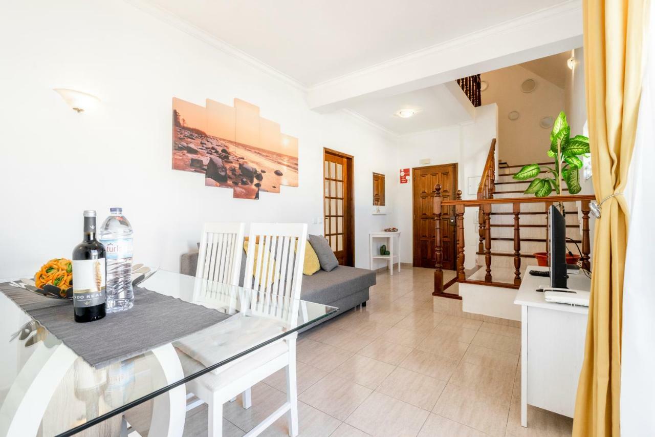 My Place @ Faro Duplex Bagian luar foto