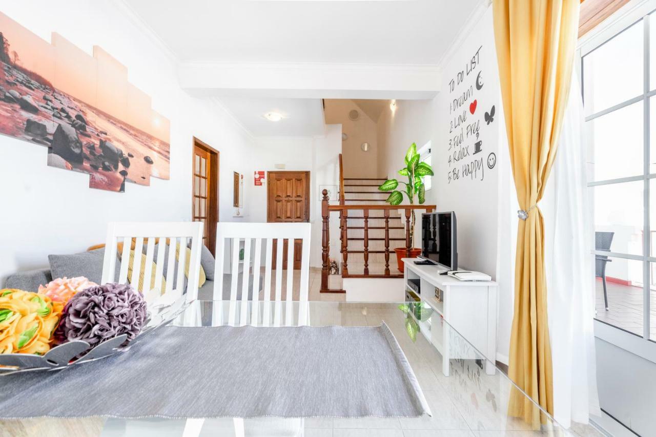 My Place @ Faro Duplex Bagian luar foto
