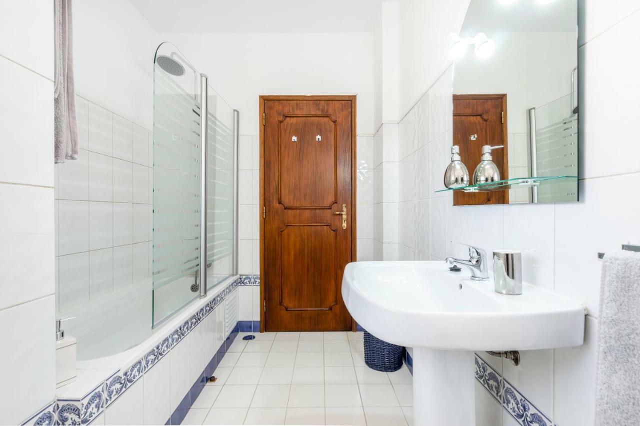 My Place @ Faro Duplex Bagian luar foto